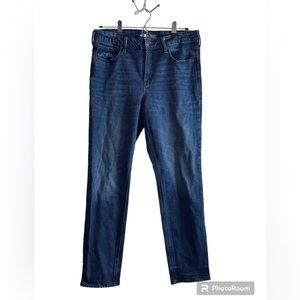 Old Navy High Rise Power Straight denim jeans